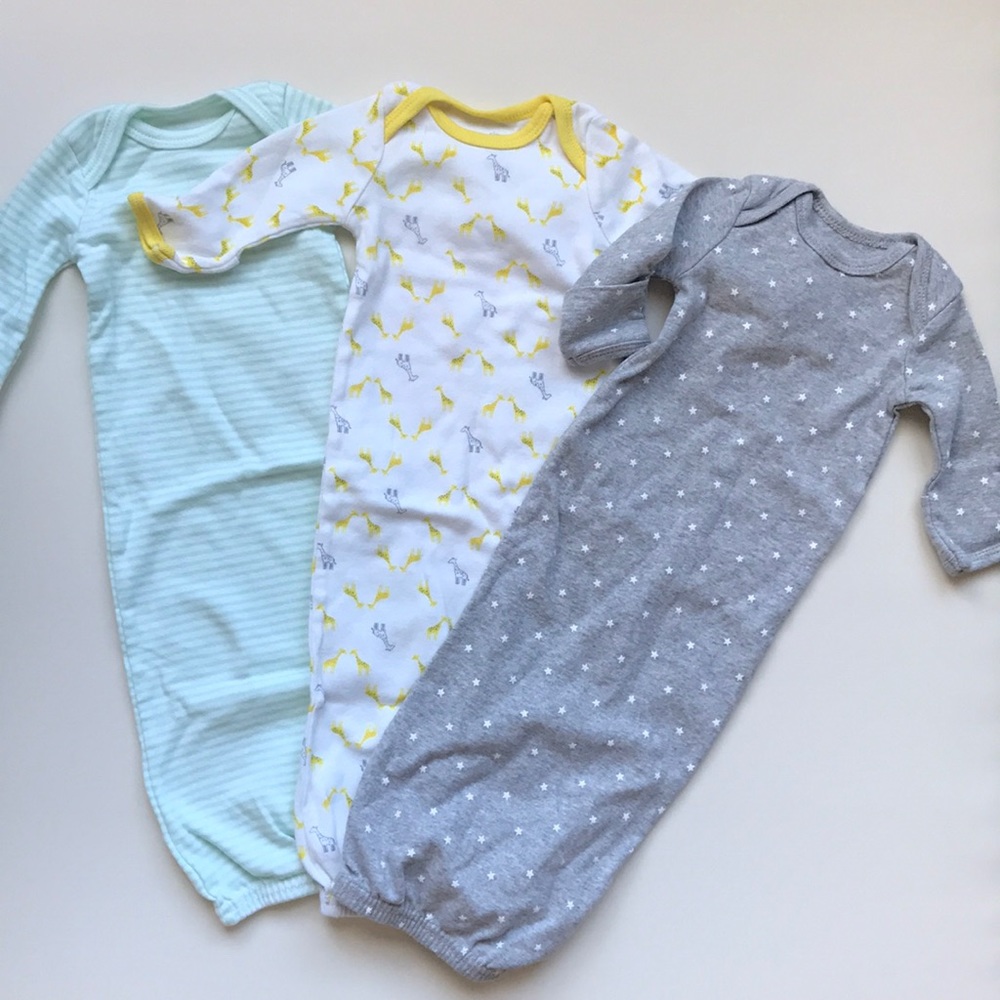 Like new Carters newborn sleep sack gender neutral
